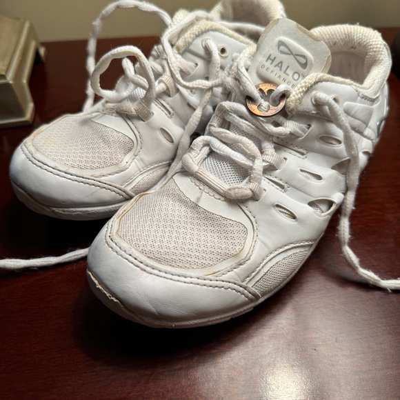 Nfinity HALO Defiance sz 5 cheerleading cheer competition white - Picture 4 of 6